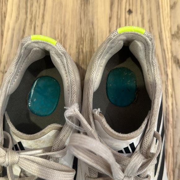 Kids Size 3 Adidas Copa soccer cleats - Picture 2 of 4